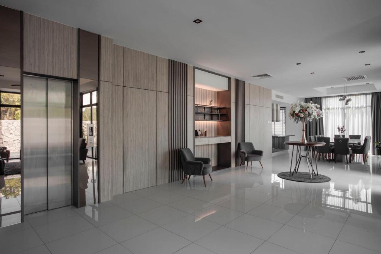 Lavanya H Villa 12A Luxury Bungalow With Private Swimming Pool H 豪华泳池别墅 Pantai Cenang  Exterior foto